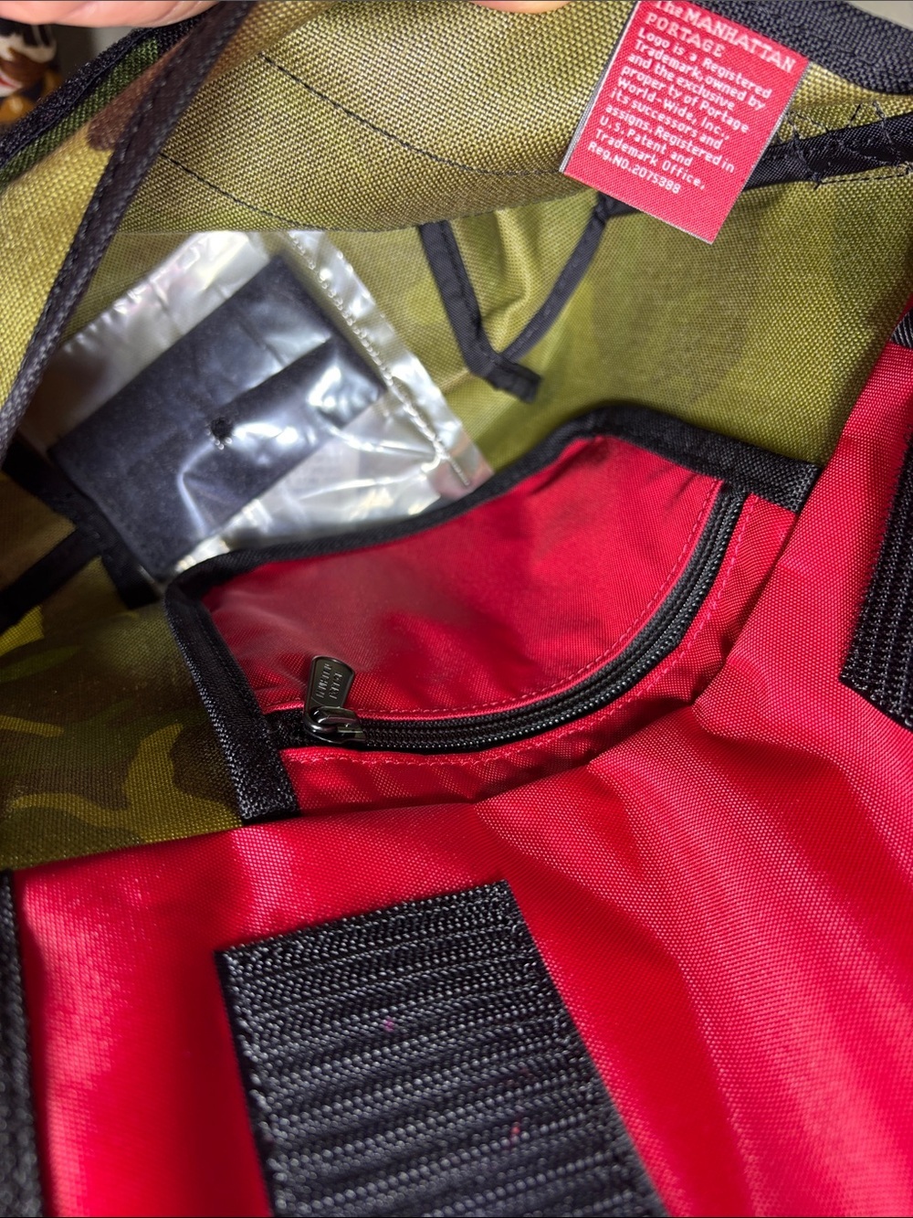 Manhattan Portage Mini NY Casual
Messenger Bag XXS Camo Cordura 1603 NWT - Picture 11 of 11